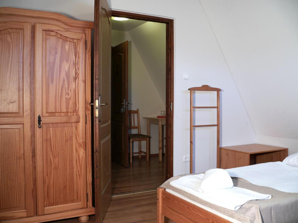 Kadarta Vendeglo Panzio Bed and Breakfast Veszprém Exteriör bild